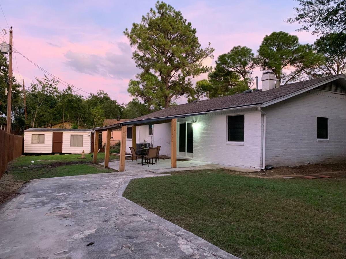 Oasis Near Dfw Airport With Mediterranean Setting Irving Exterior foto